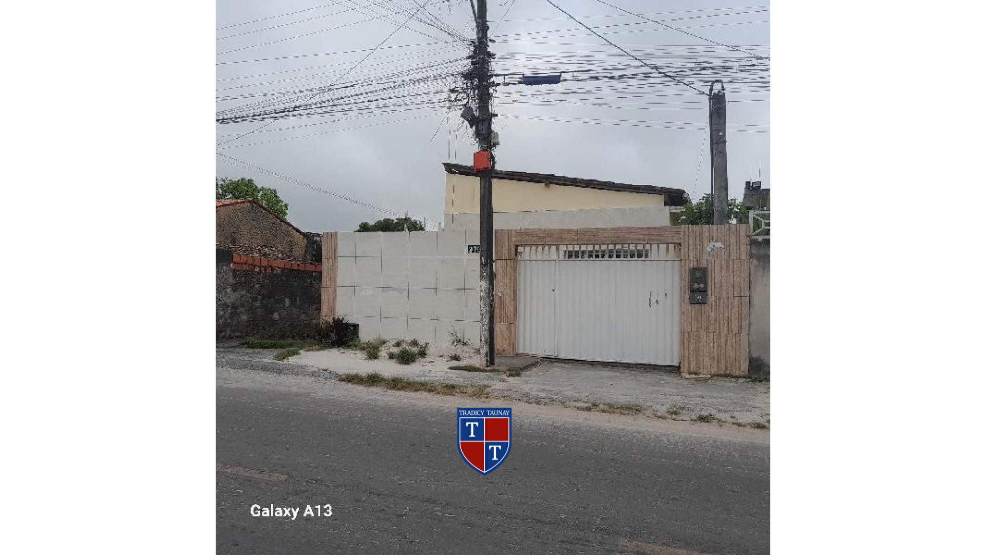 Foto 1 de CASA em BARREIRO - Imóvel Retomado Caixa