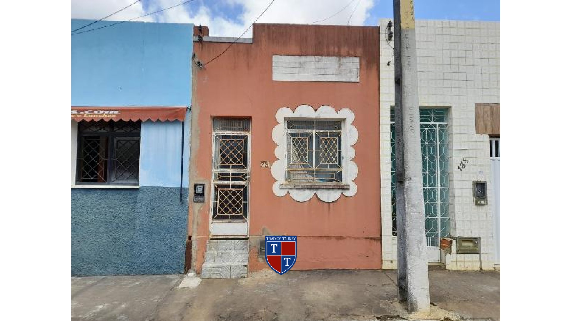 Foto 1 de CASA em CENTRO, PARIPIRANGA/BA - Imóvel Retomado CAIXA Ref 1555529603572