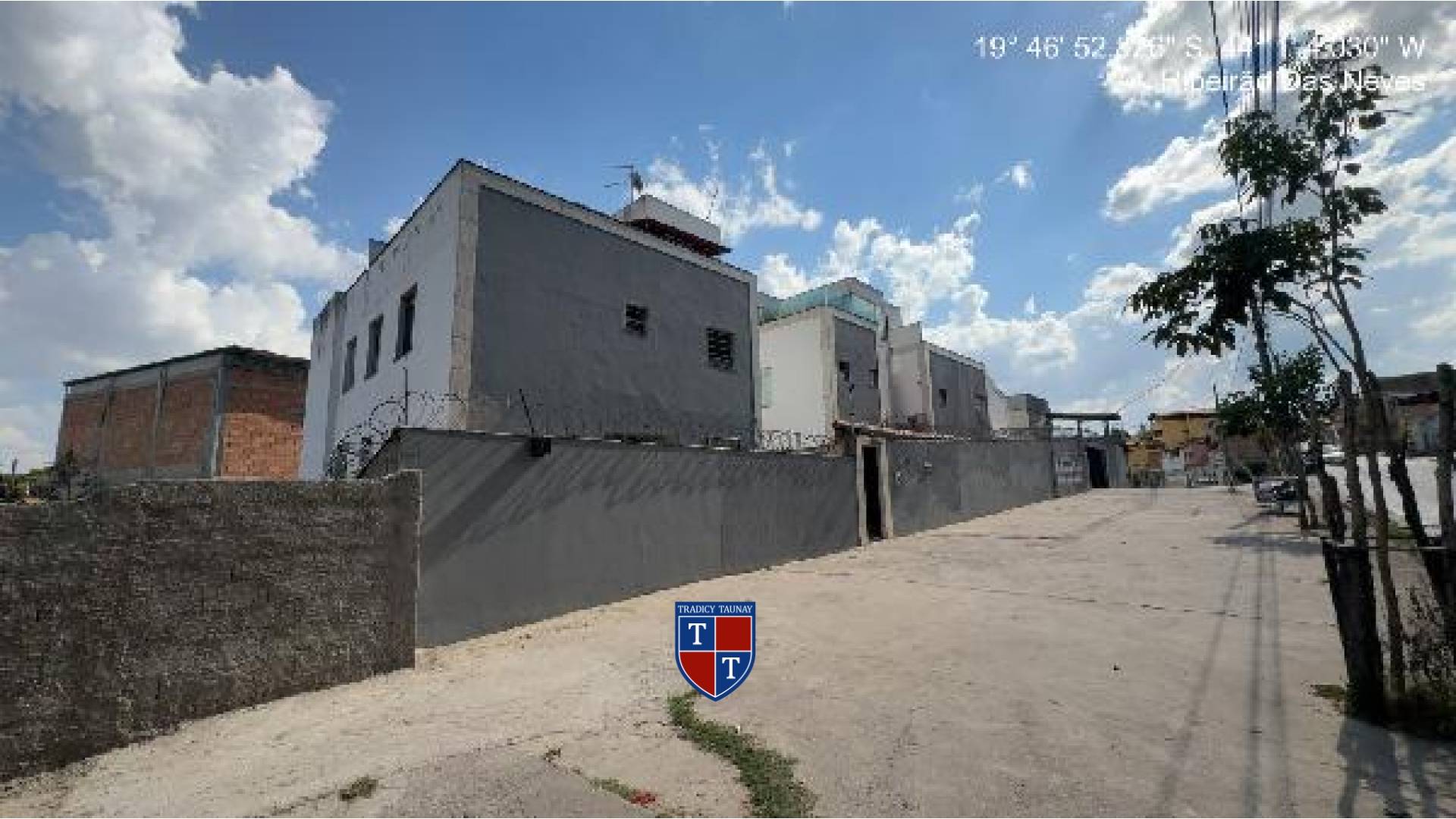 APARTAMENTO em ESPERANCA