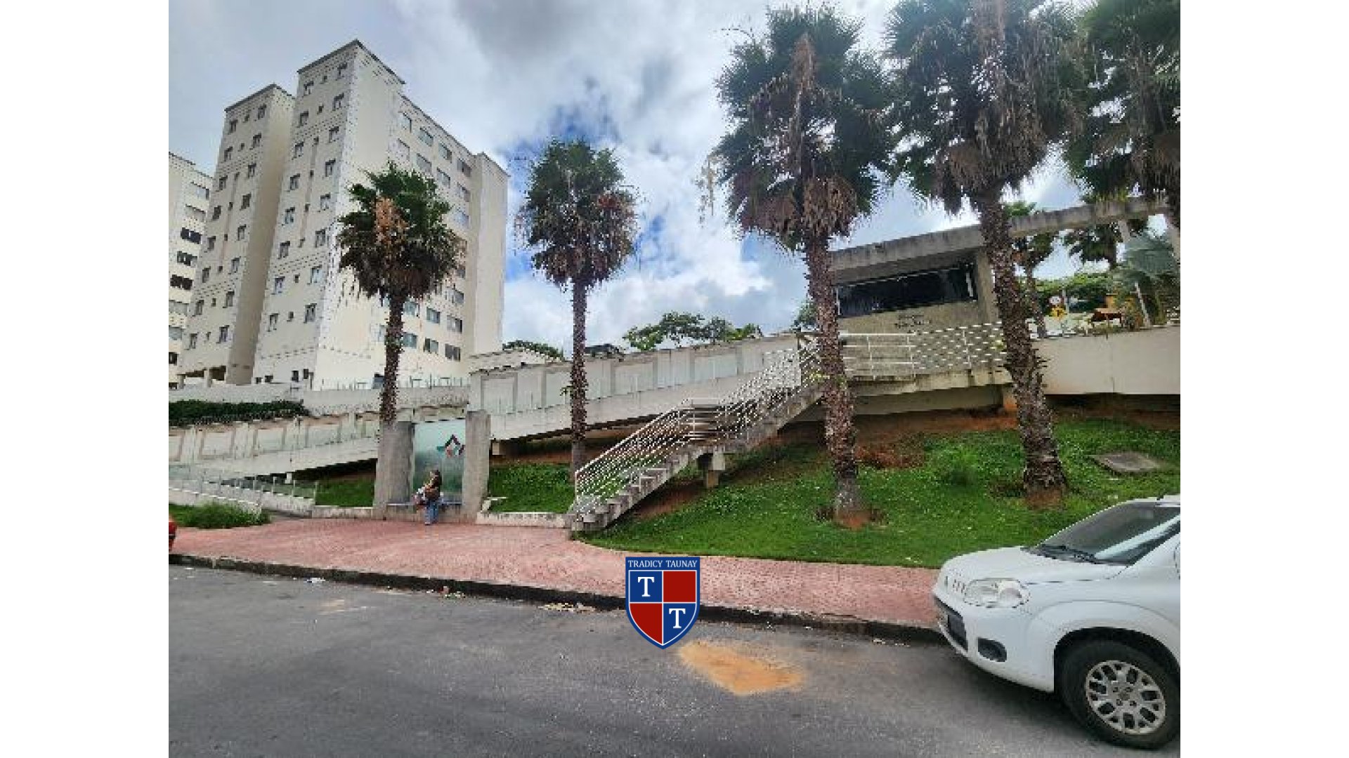 Foto 1 de APARTAMENTO em CABRAL - Imóvel Retomado Caixa