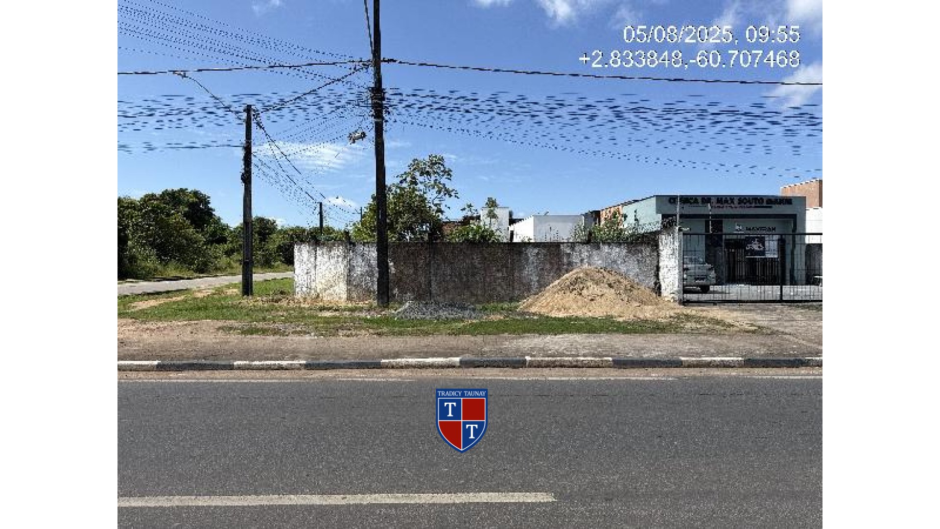 Foto 1 de TERRENO em JARDIM FLORESTA - Imóvel Retomado Caixa