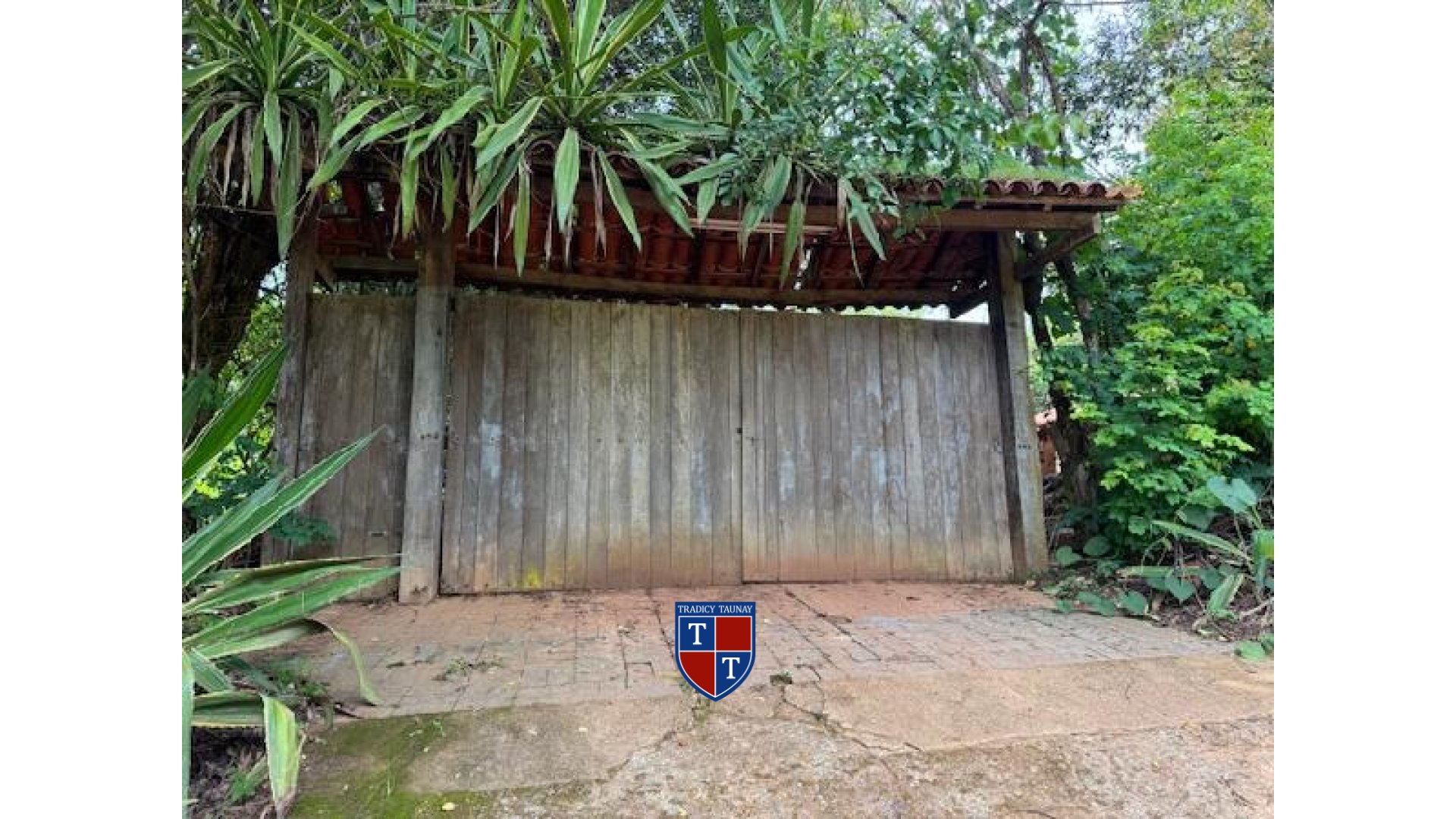Foto 1 de TERRENO em CHACARAS IPANEMA - Imóvel Retomado Caixa
