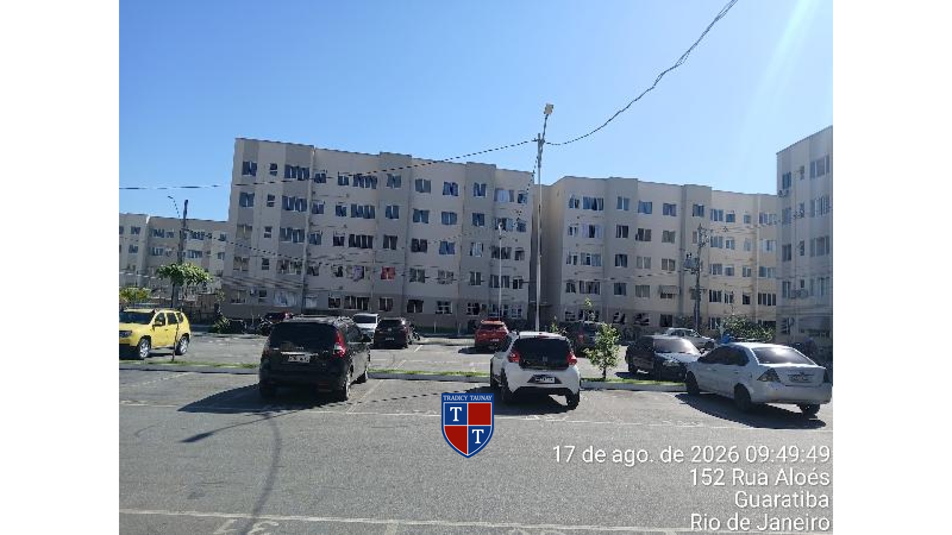 APARTAMENTO em GUARATIBA