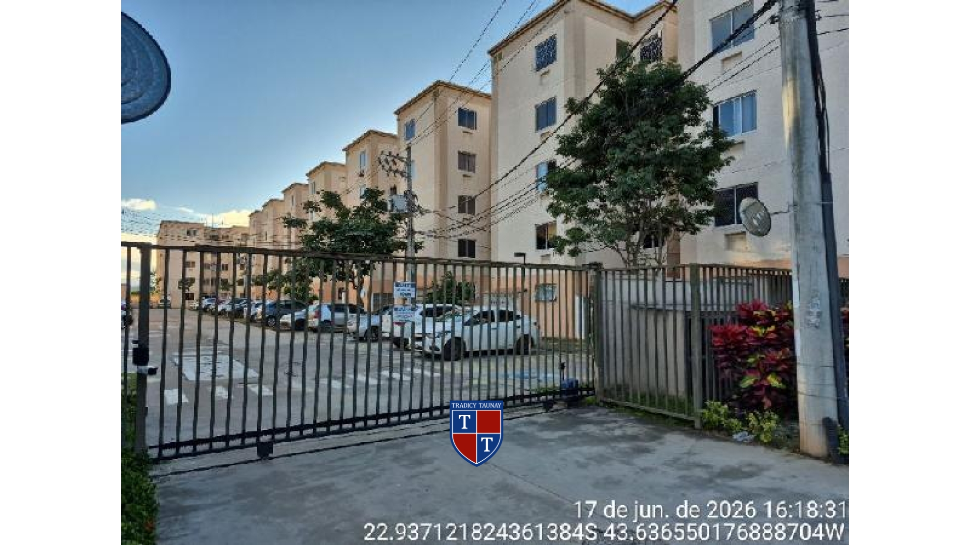 Foto 1 de APARTAMENTO em SANTA CRUZ, RIO DE JANEIRO/RJ - Imóvel Retomado CAIXA Ref 1787701001319
