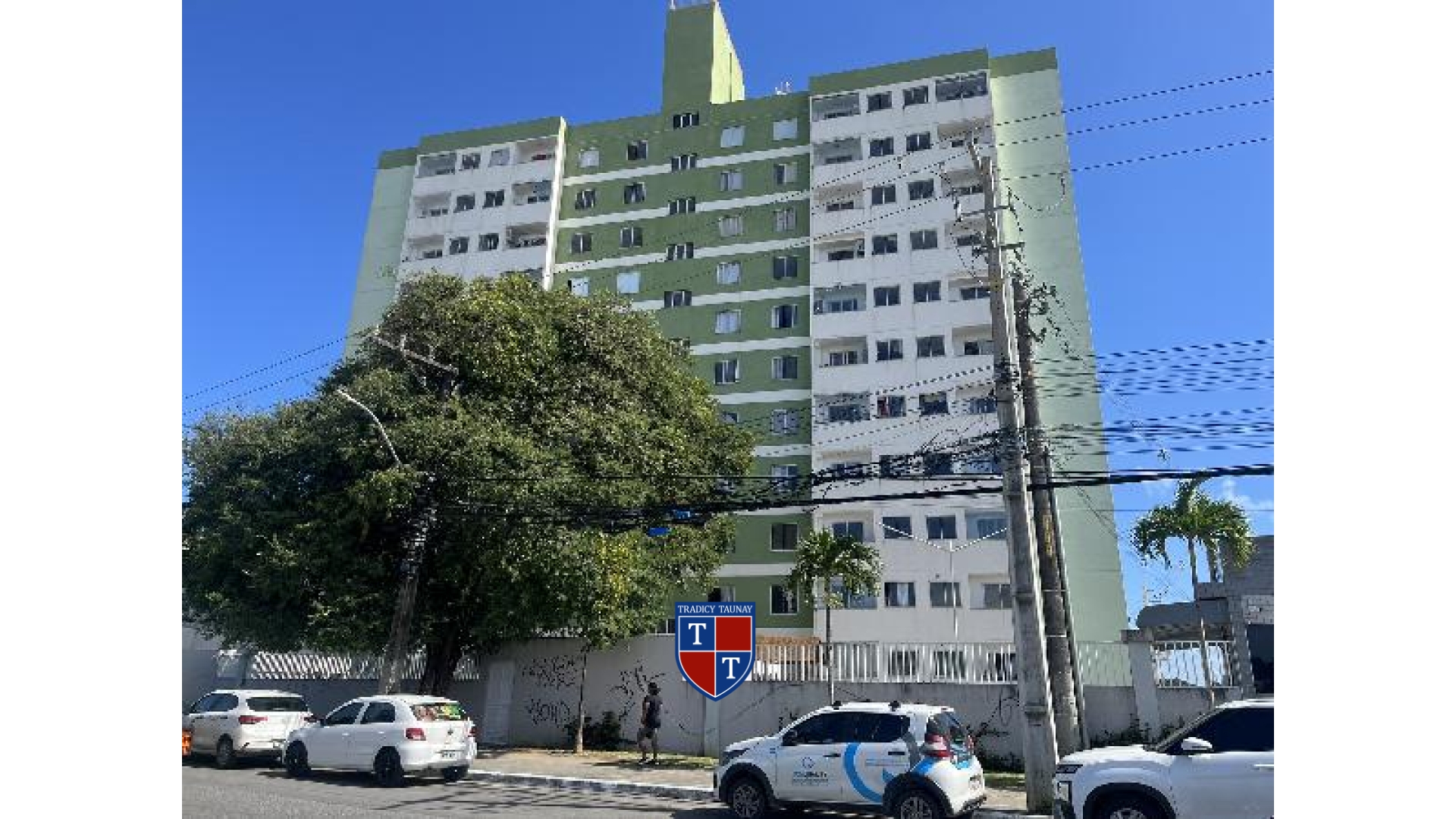 Foto 1 de APARTAMENTO em SUSSUARANA, SALVADOR/BA - Imóvel Retomado CAIXA Ref 1787701412467