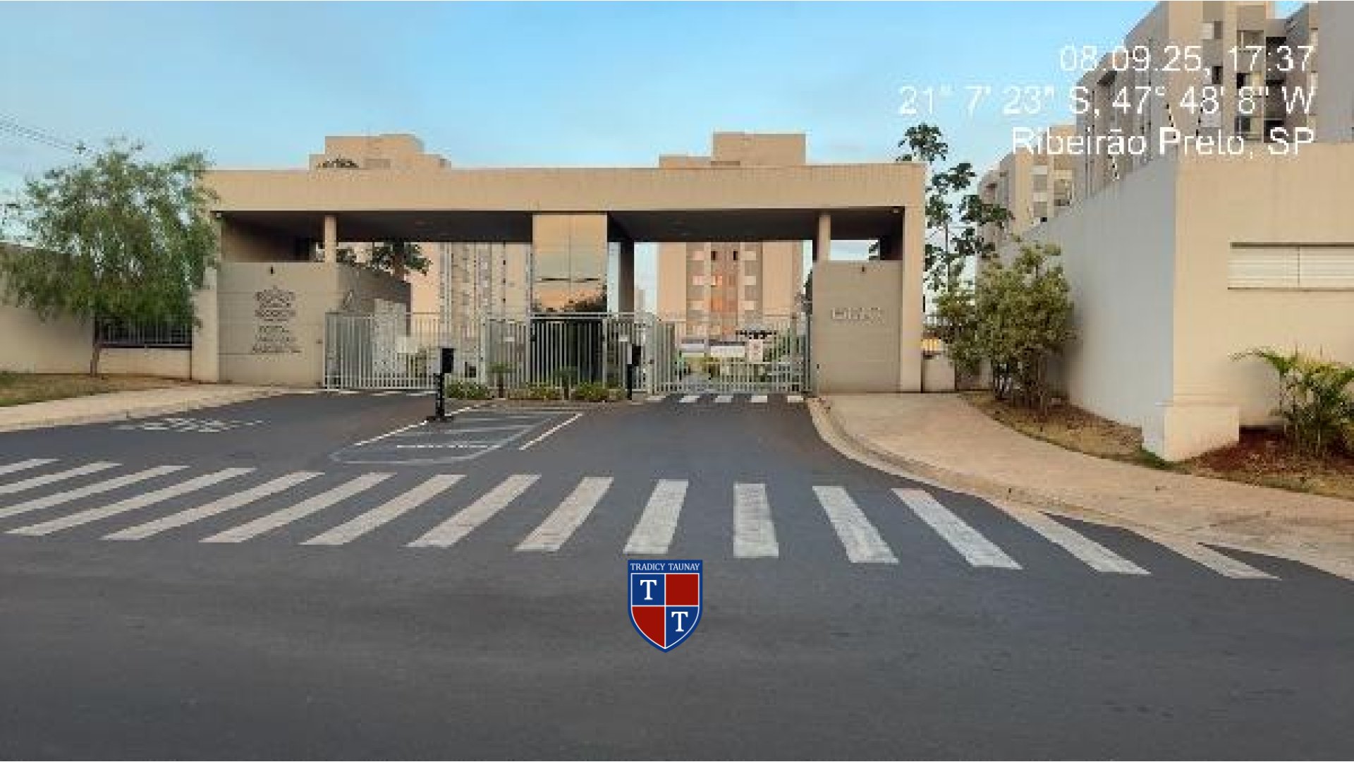 Foto 1 de APARTAMENTO em JARDIM HEITOR RIGON - Imóvel Retomado Caixa