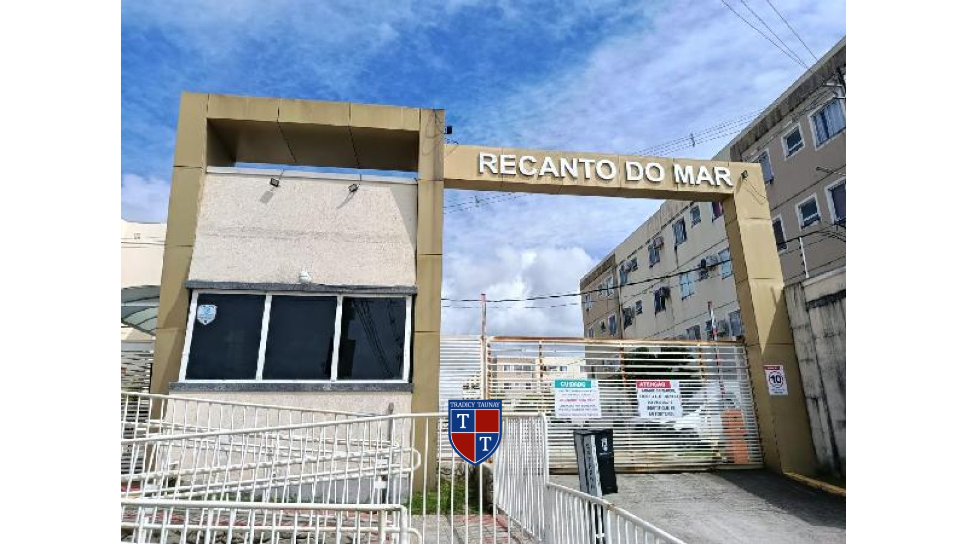 Foto 1 de APARTAMENTO em CANDEIAS - Imóvel Retomado Caixa