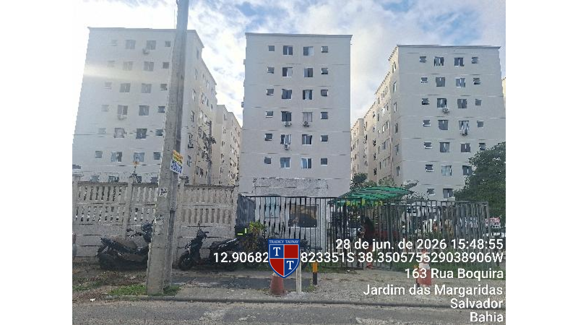 APARTAMENTO em JARDIM DAS MARGARIDAS