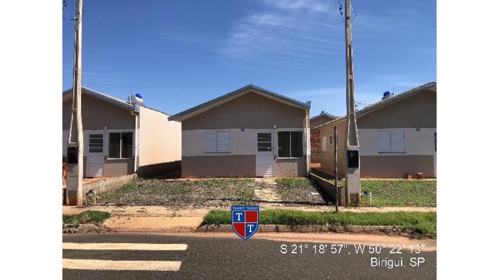 CASA em RESIDENCIAL JACARANDA