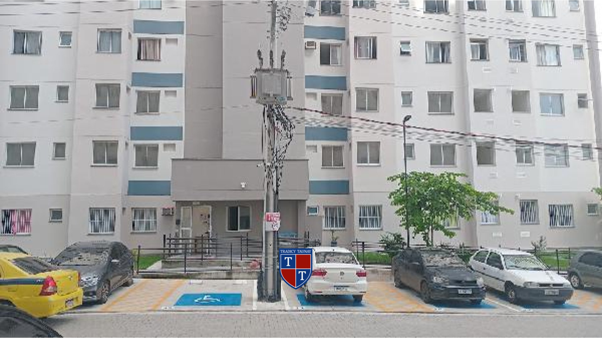 APARTAMENTO em BONSUCESSO