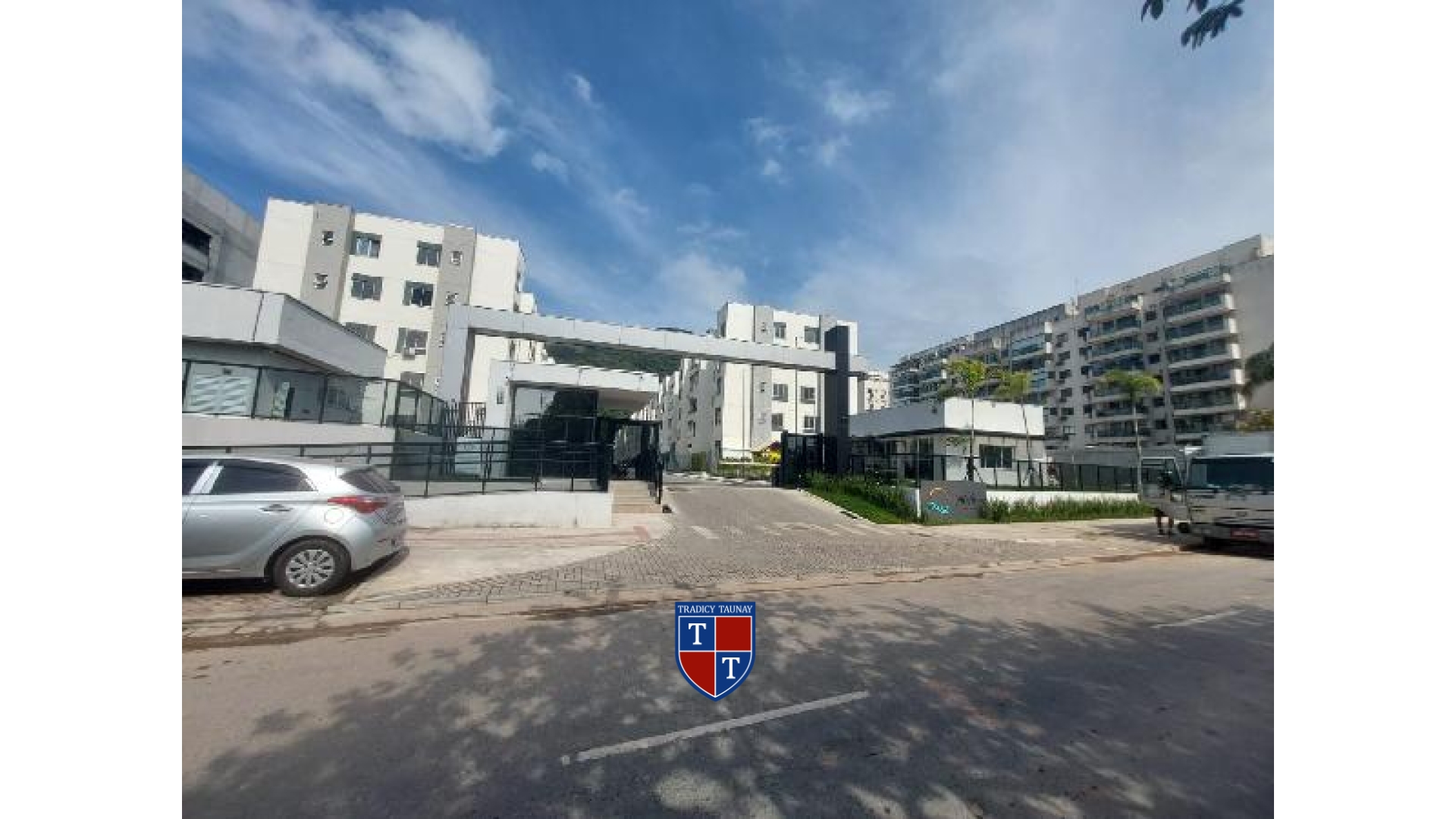 APARTAMENTO em JACAREPAGUA
