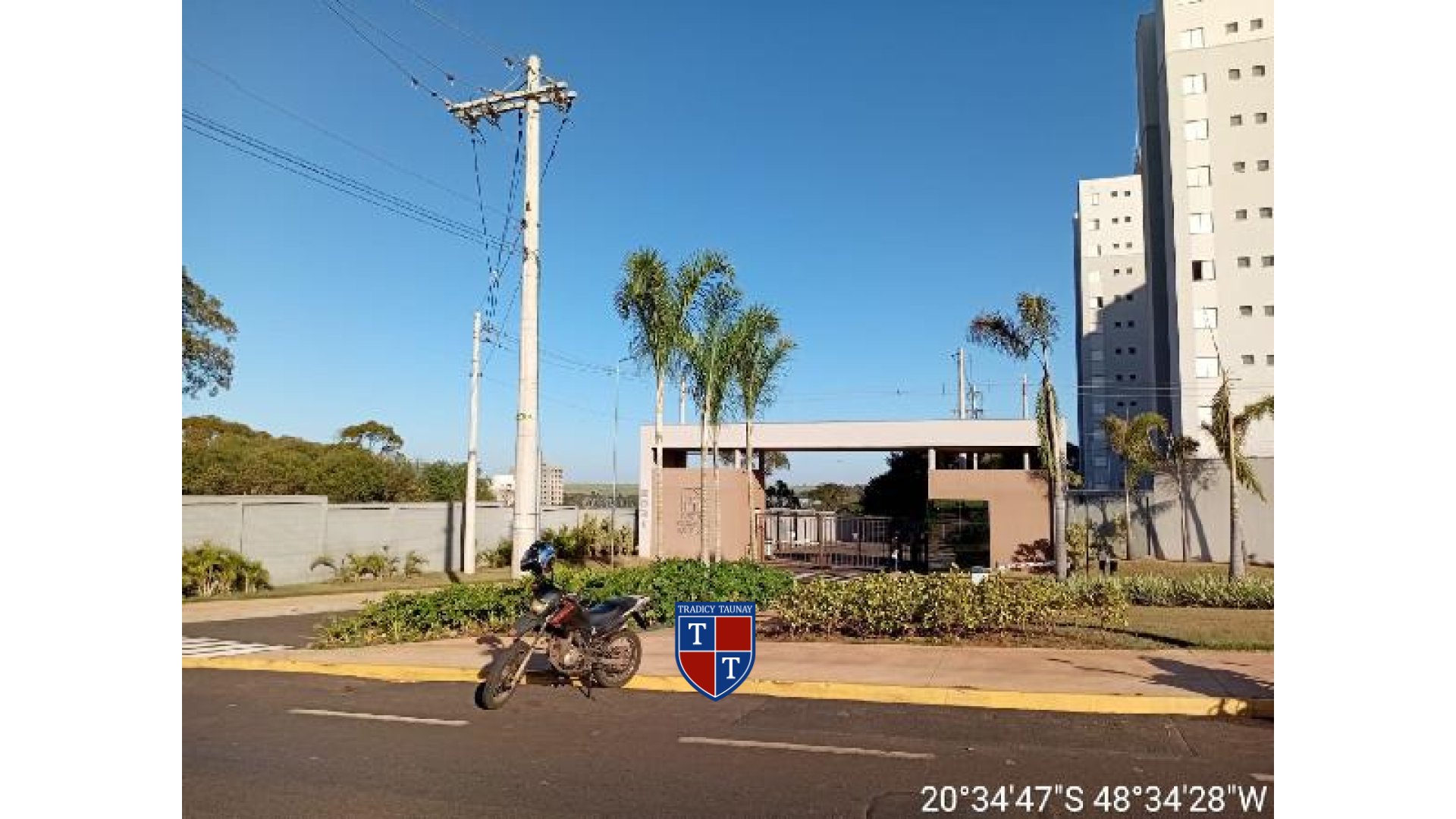 APARTAMENTO em DIVA