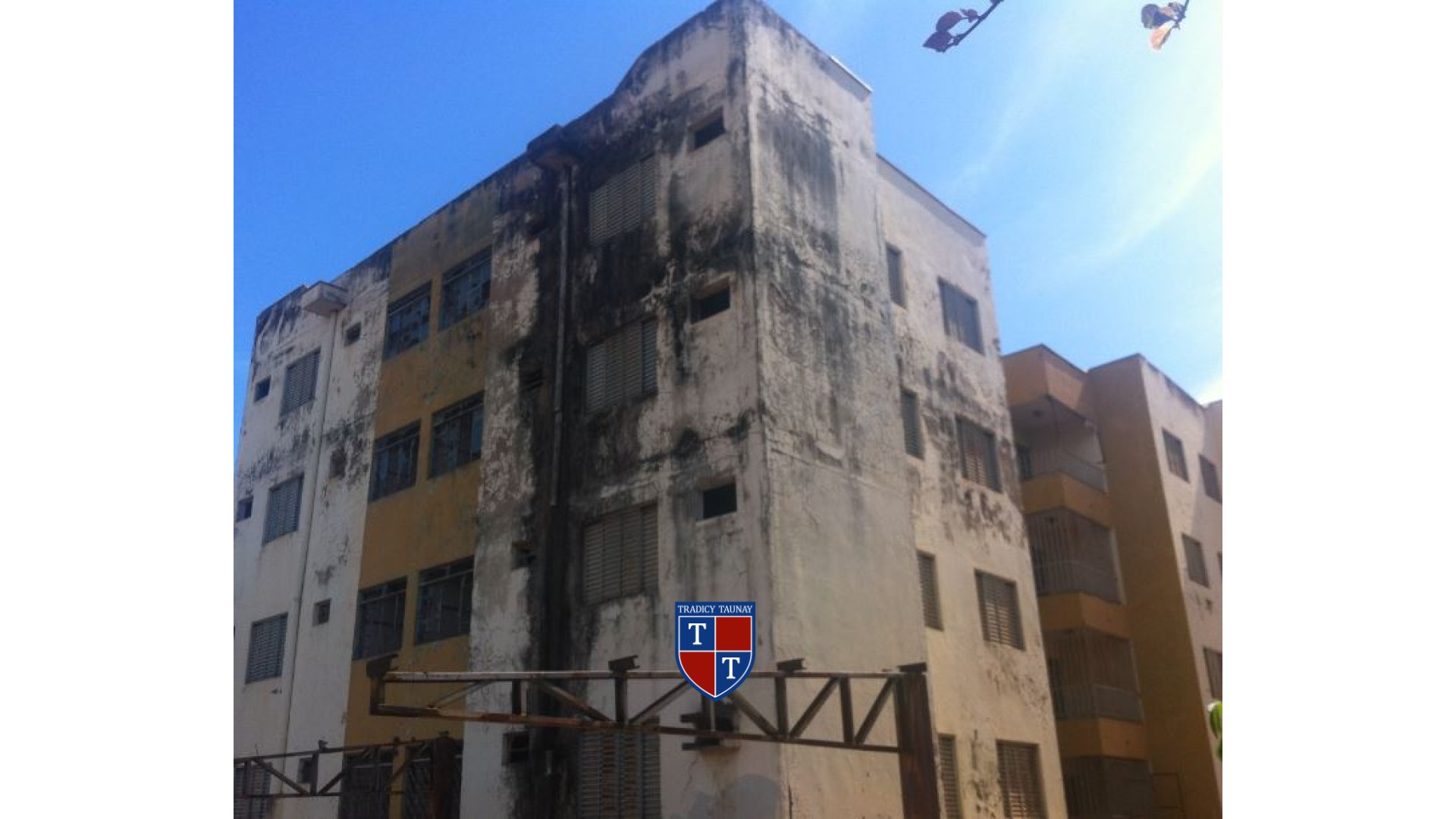 Foto 1 de APARTAMENTO em PARQUE SAGRADA FAMILIA - Imóvel Retomado Caixa