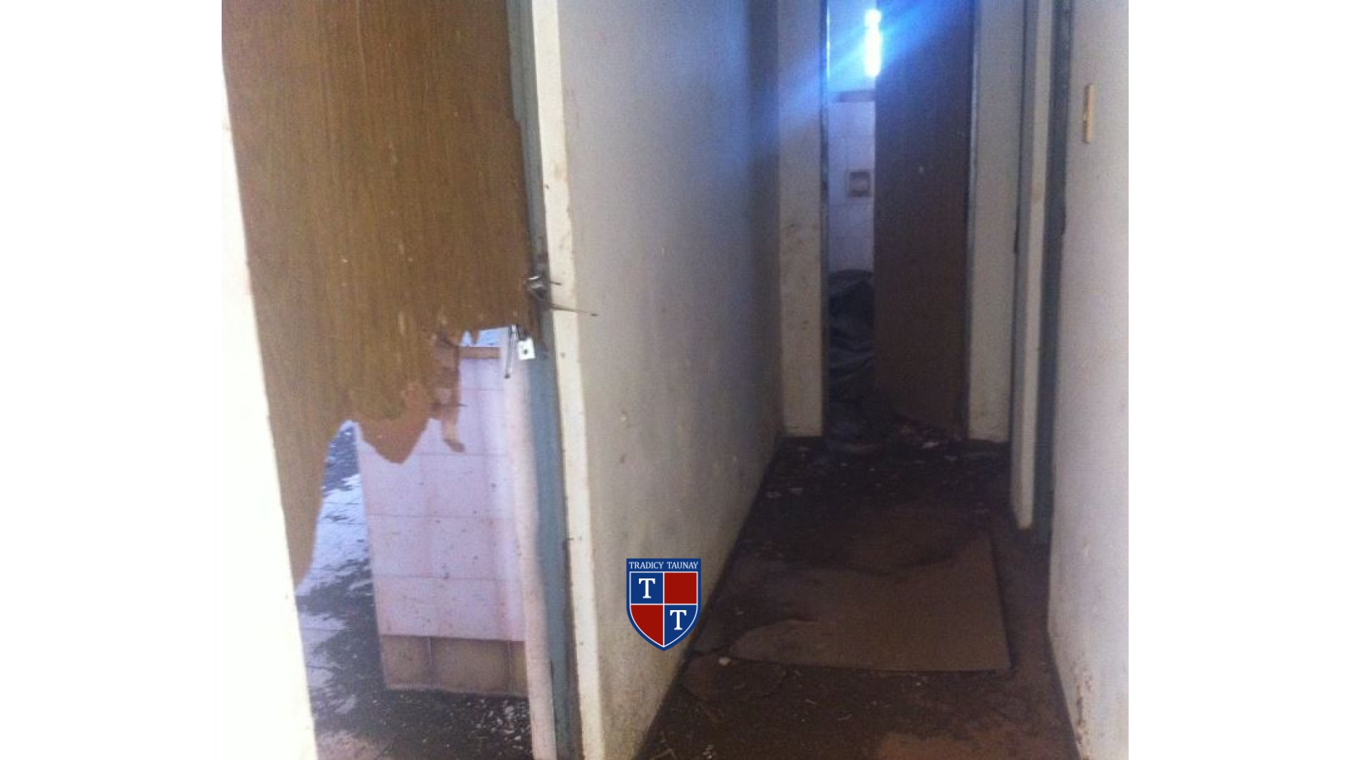 Foto 3 de APARTAMENTO em PARQUE SAGRADA FAMILIA - Imóvel Retomado Caixa