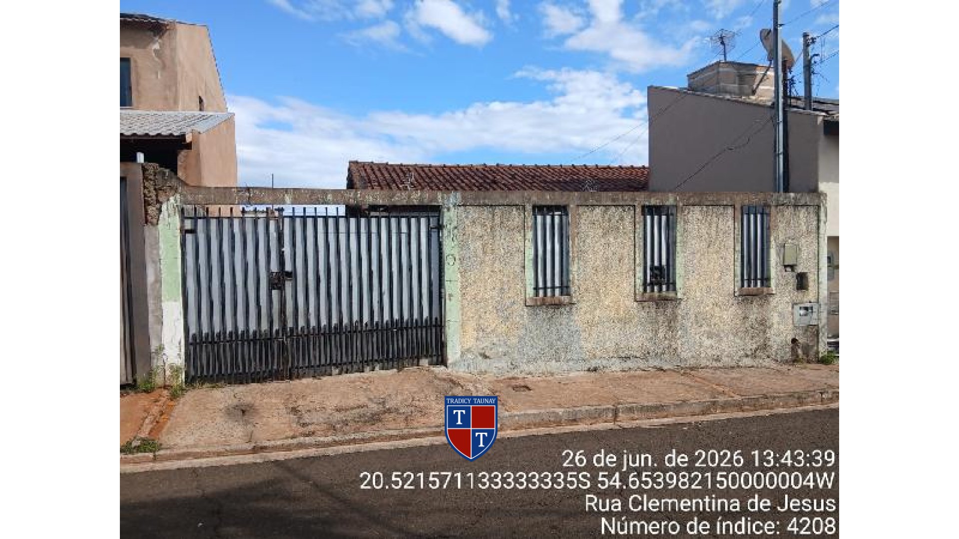 Foto 1 de CASA em CONJUNTO AERO RANCHO - Imóvel Retomado Caixa