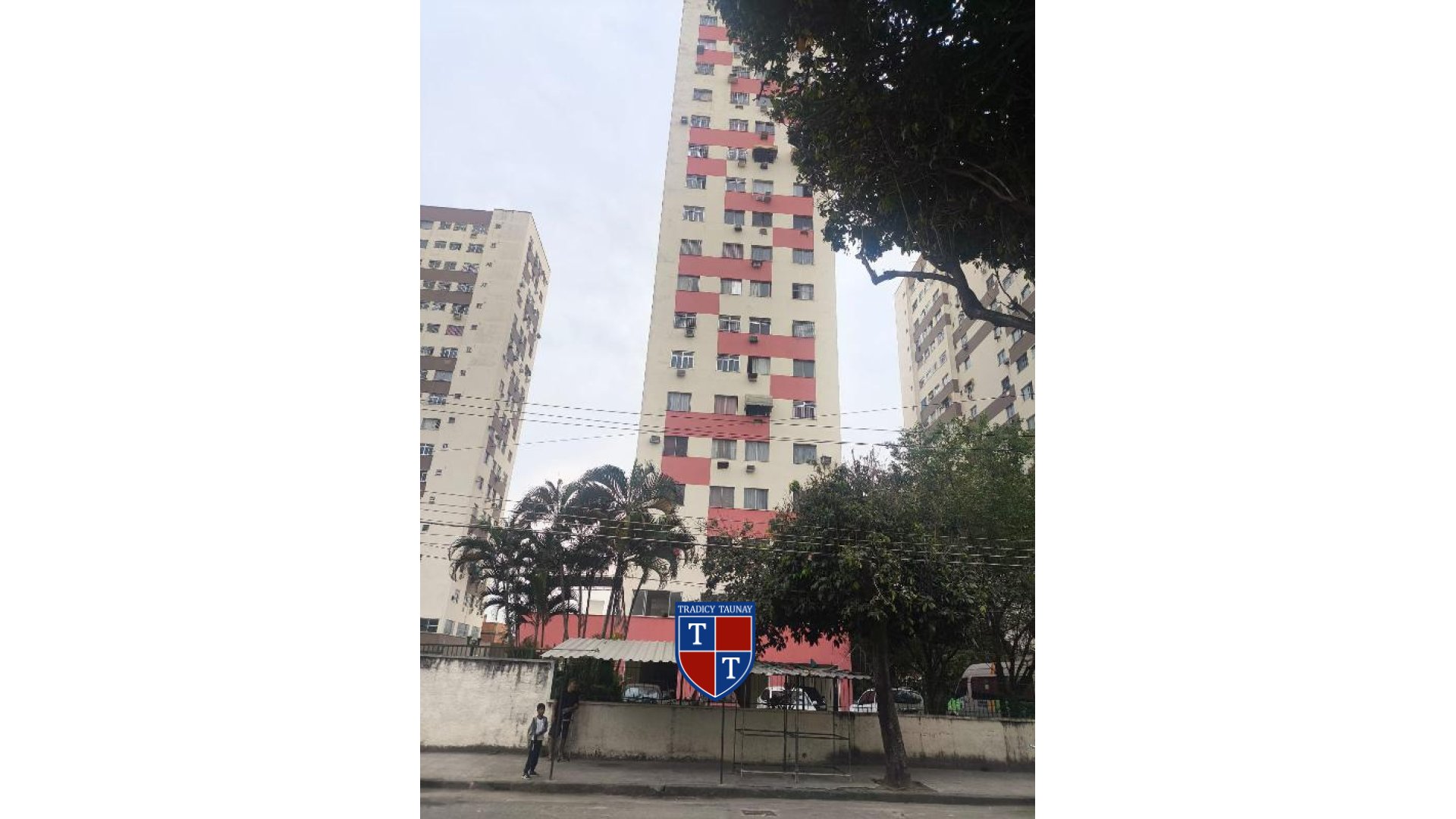 APARTAMENTO em PAVUNA