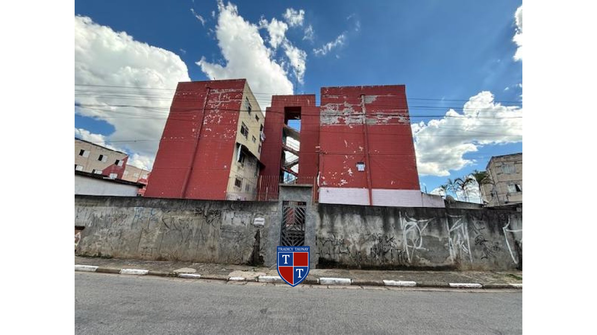 Foto 1 de APARTAMENTO em CONJUNTO HABITACIONAL PRESIDENTE CASTELO - Imóvel Retomado Caixa