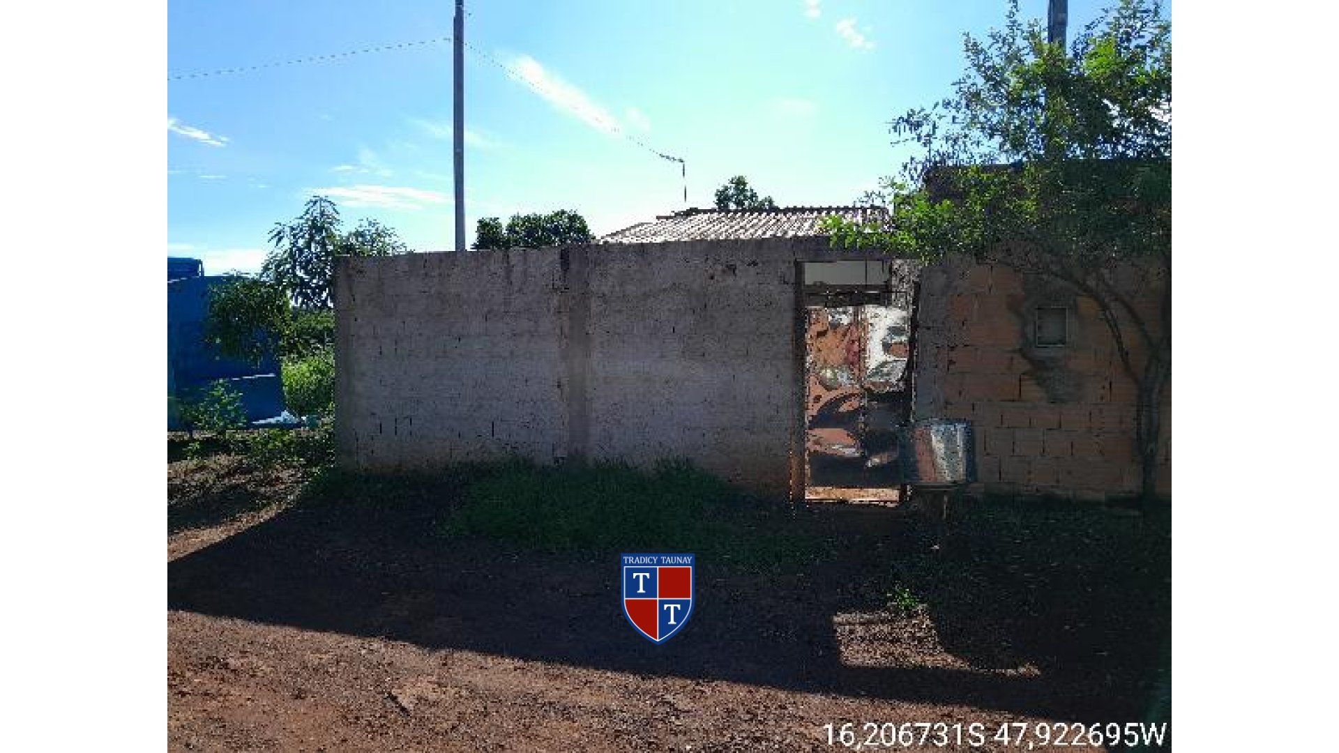 Foto 1 de CASA em PARQUE ALVORADA I - Imóvel Retomado Caixa