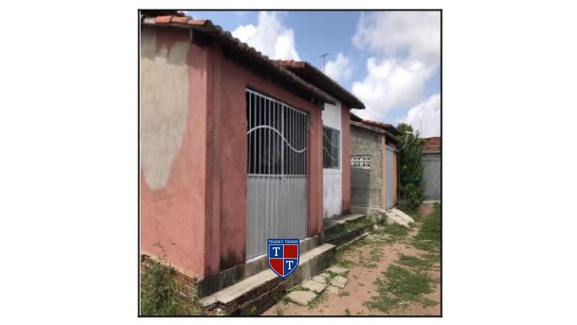 Foto 1 de CASA em SANTA TEREZINHA - Imóvel Retomado Caixa