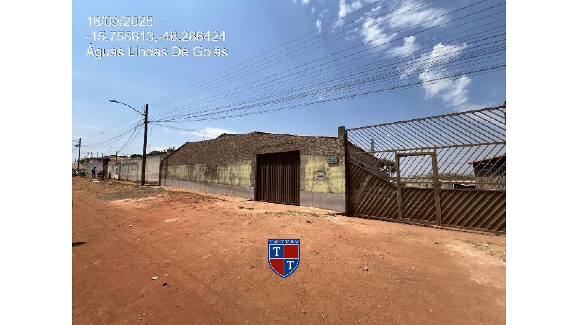 Foto 1 de CASA em PARQUE DA BARRAGEM SETOR 12 - Imóvel Retomado Caixa