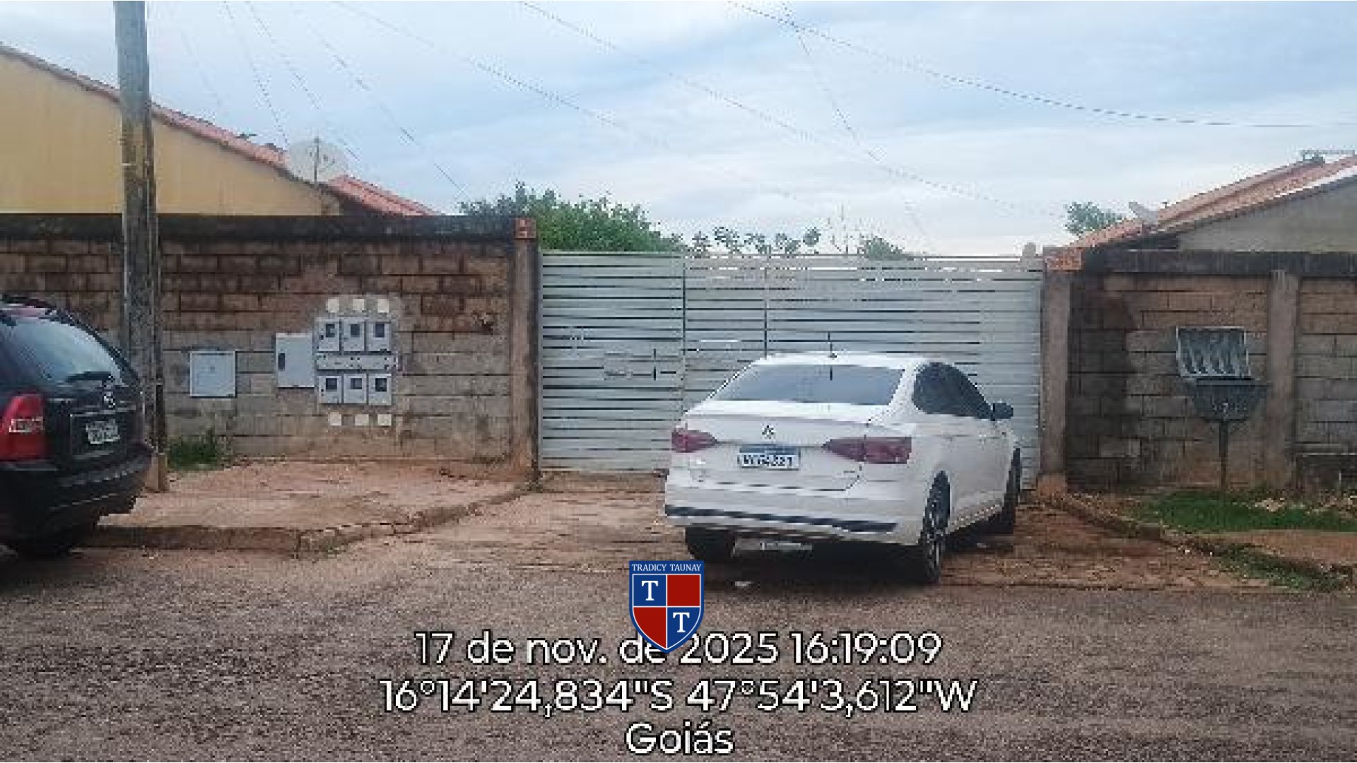 Foto 1 de CASA em JARDIM SION - Imóvel Retomado Caixa