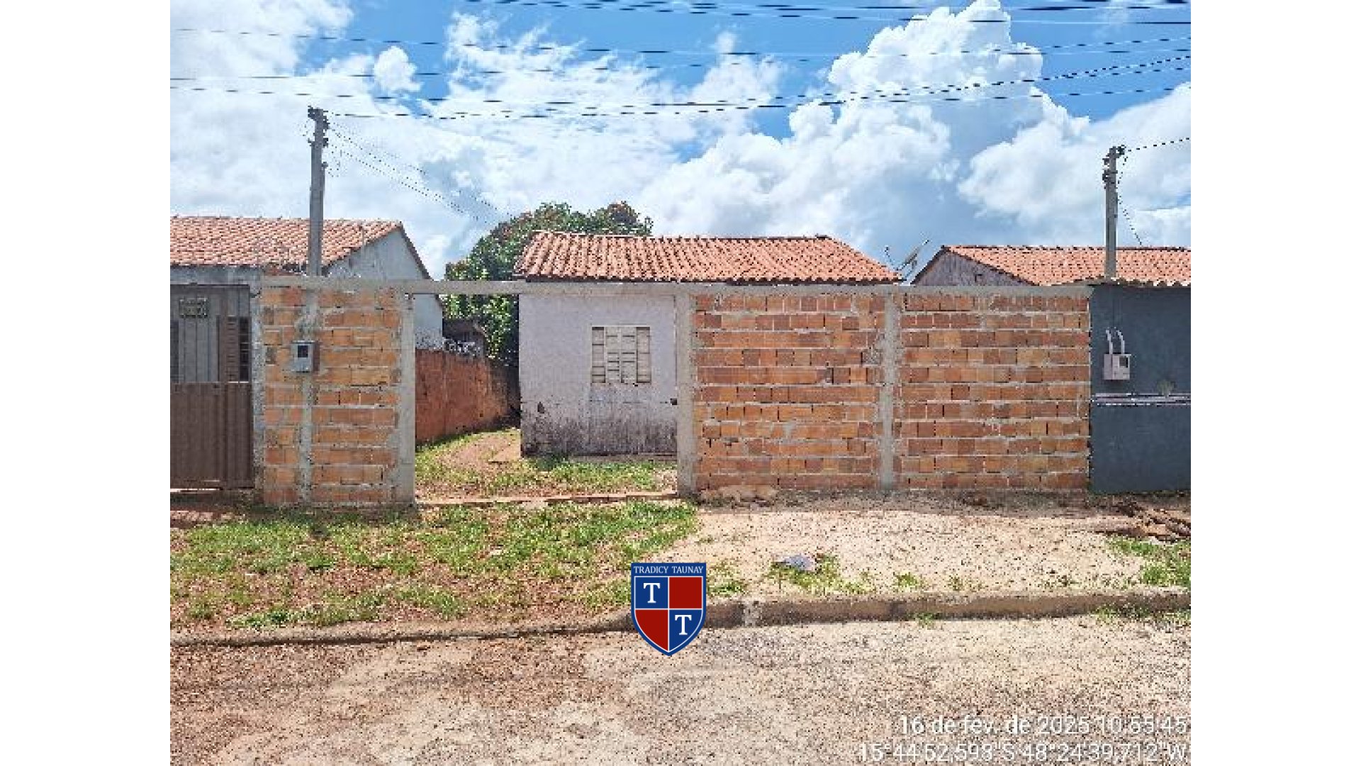 Foto 1 de CASA em LOT GIRASSOL RESIDEN - Imóvel Retomado Caixa