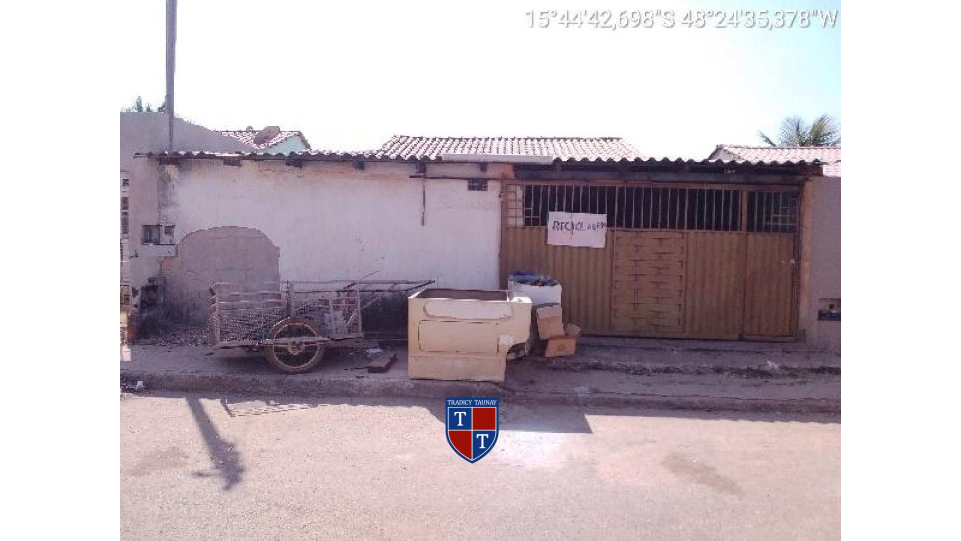 Foto 1 de CASA em LOT GIRASSOL RESIDEN - Imóvel Retomado Caixa