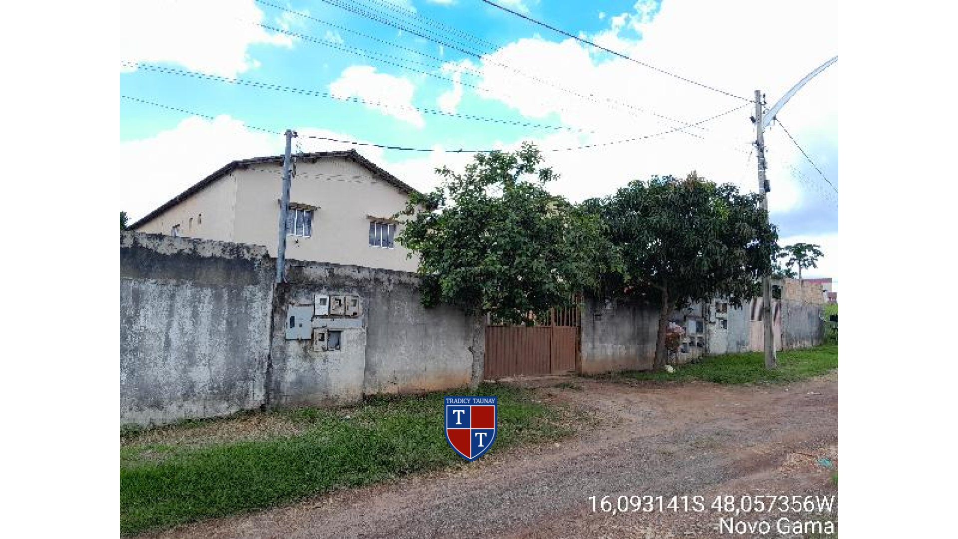 Foto 1 de CASA em CHACARA SAO JORGE - Imóvel Retomado Caixa