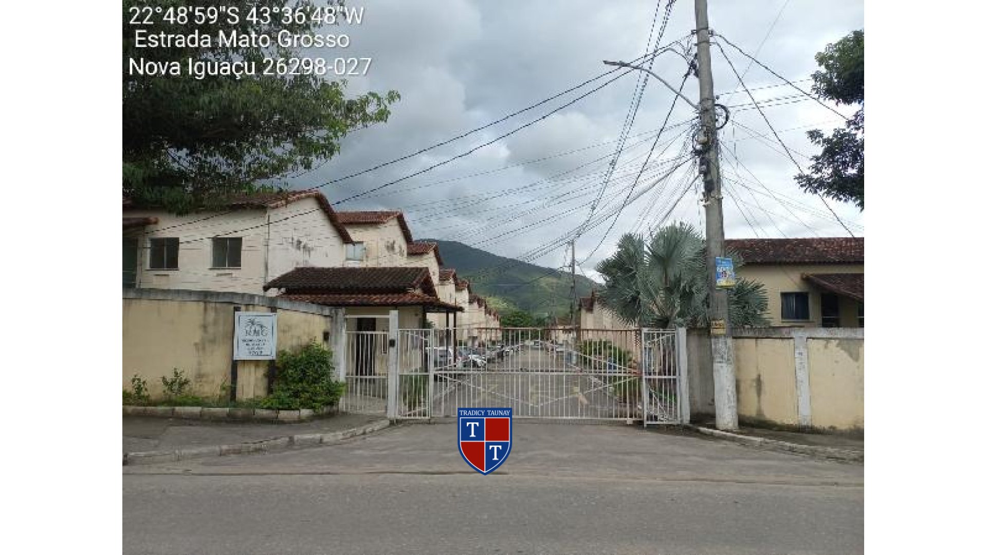 APARTAMENTO em JARDIM GUANDU