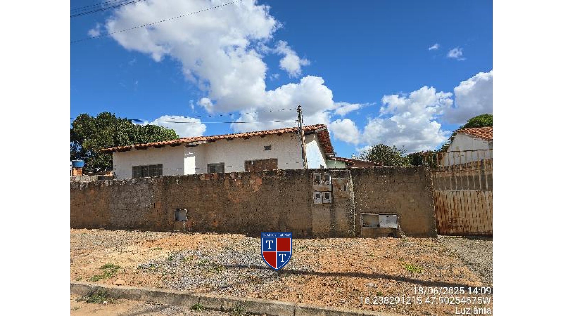 Foto 1 de CASA em JARDIM SION - Imóvel Retomado Caixa