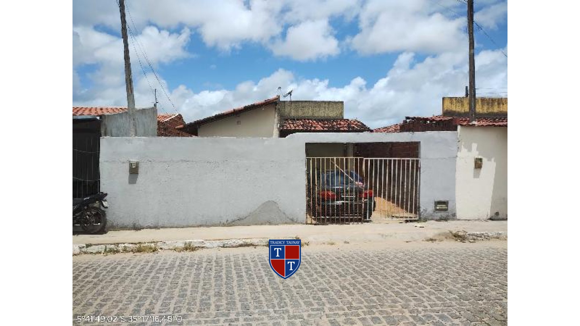 Foto 1 de CASA em MOINHO - Imóvel Retomado Caixa