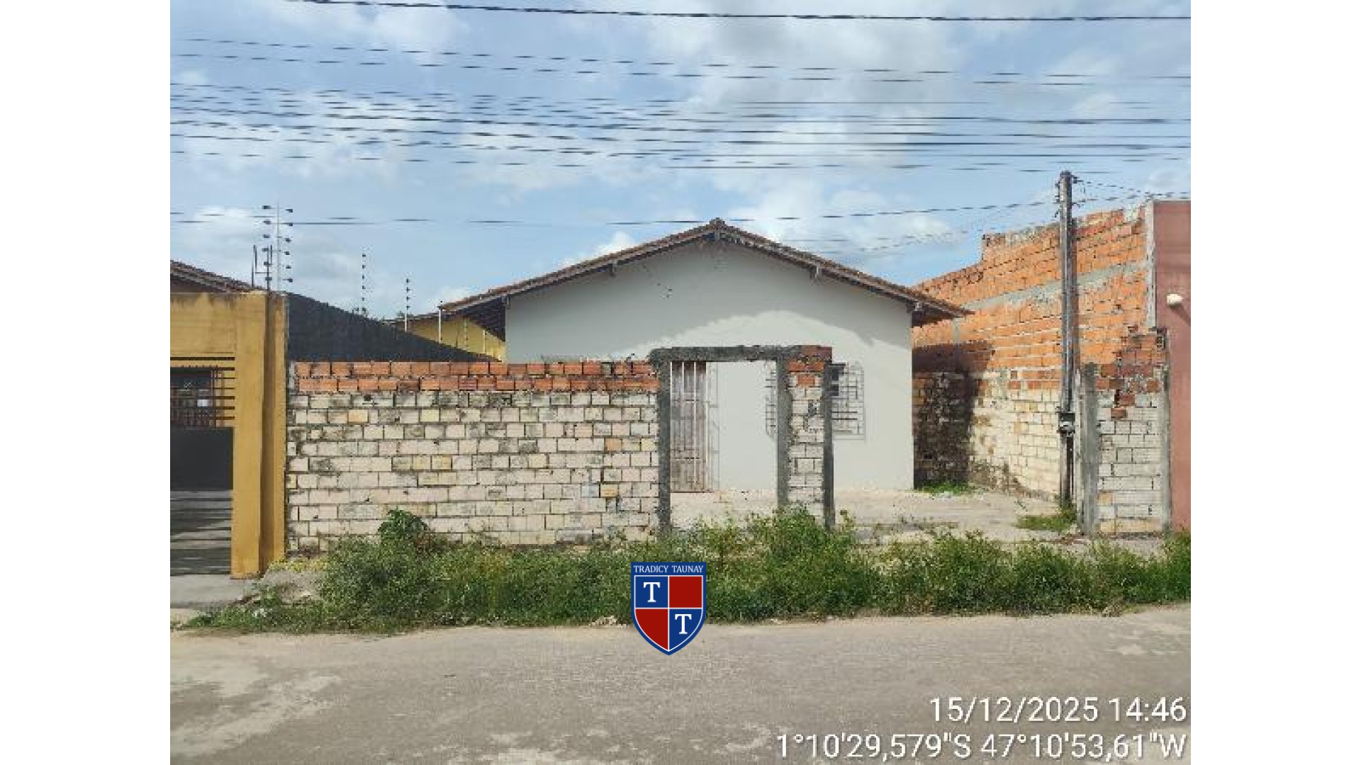 Foto 1 de CASA em ALMIR GABRIEL - Imóvel Retomado Caixa