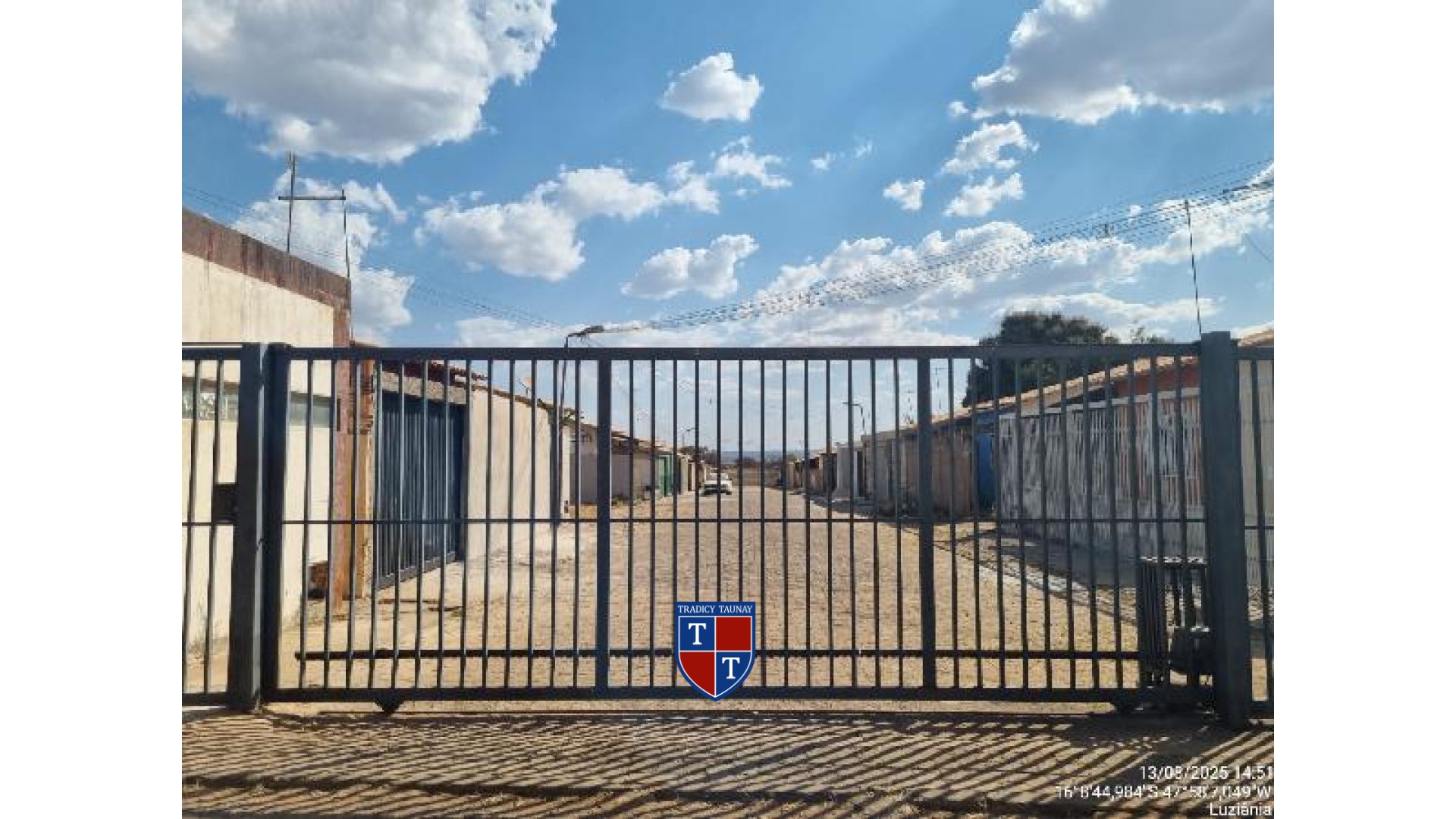 Foto 1 de CASA em CHACARAS MARAJOARA - Imóvel Retomado Caixa