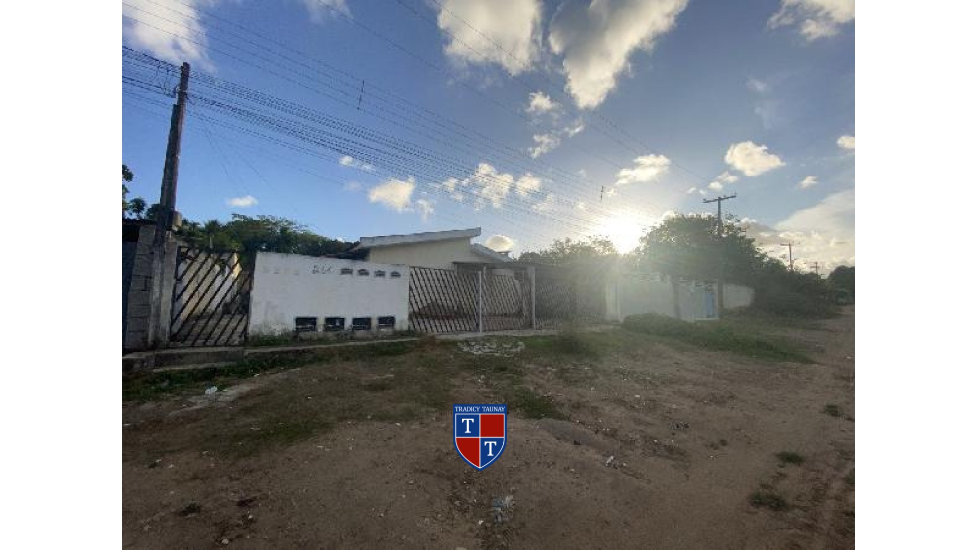 Foto 1 de CASA em COMERCIAL NORTE - Imóvel Retomado Caixa
