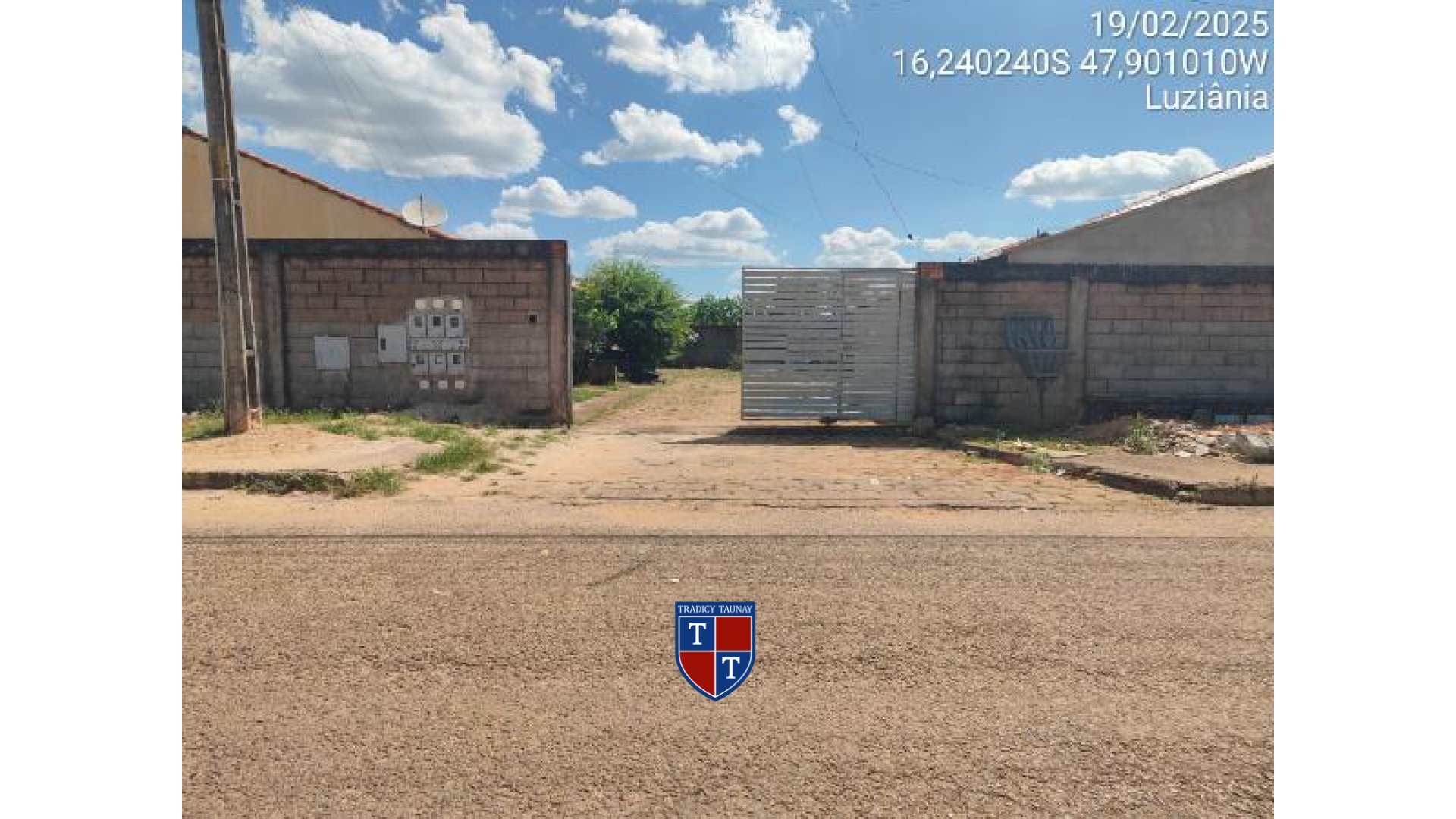 Foto 1 de CASA em JARDIM SION - Imóvel Retomado Caixa