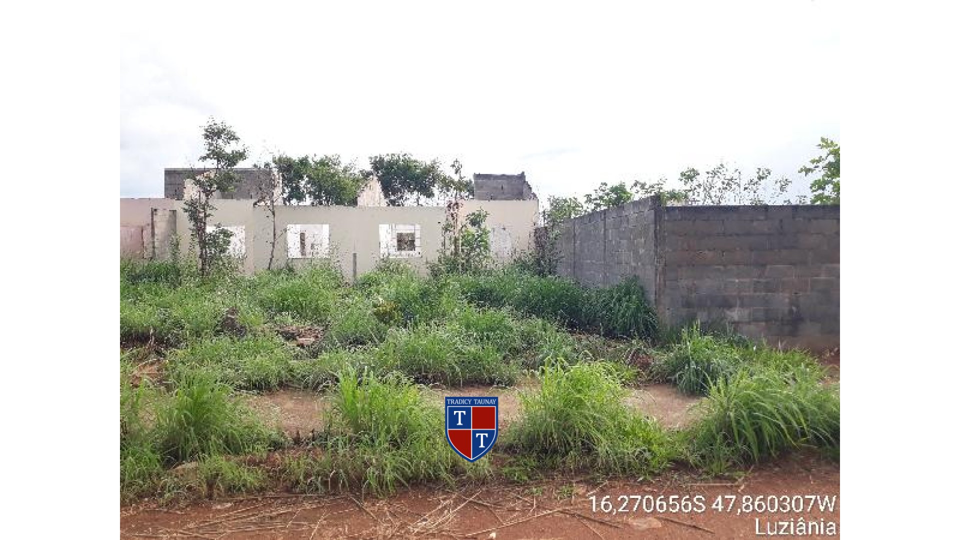 Foto 1 de CASA em JARDIM BANDEIRANTE D - Imóvel Retomado Caixa