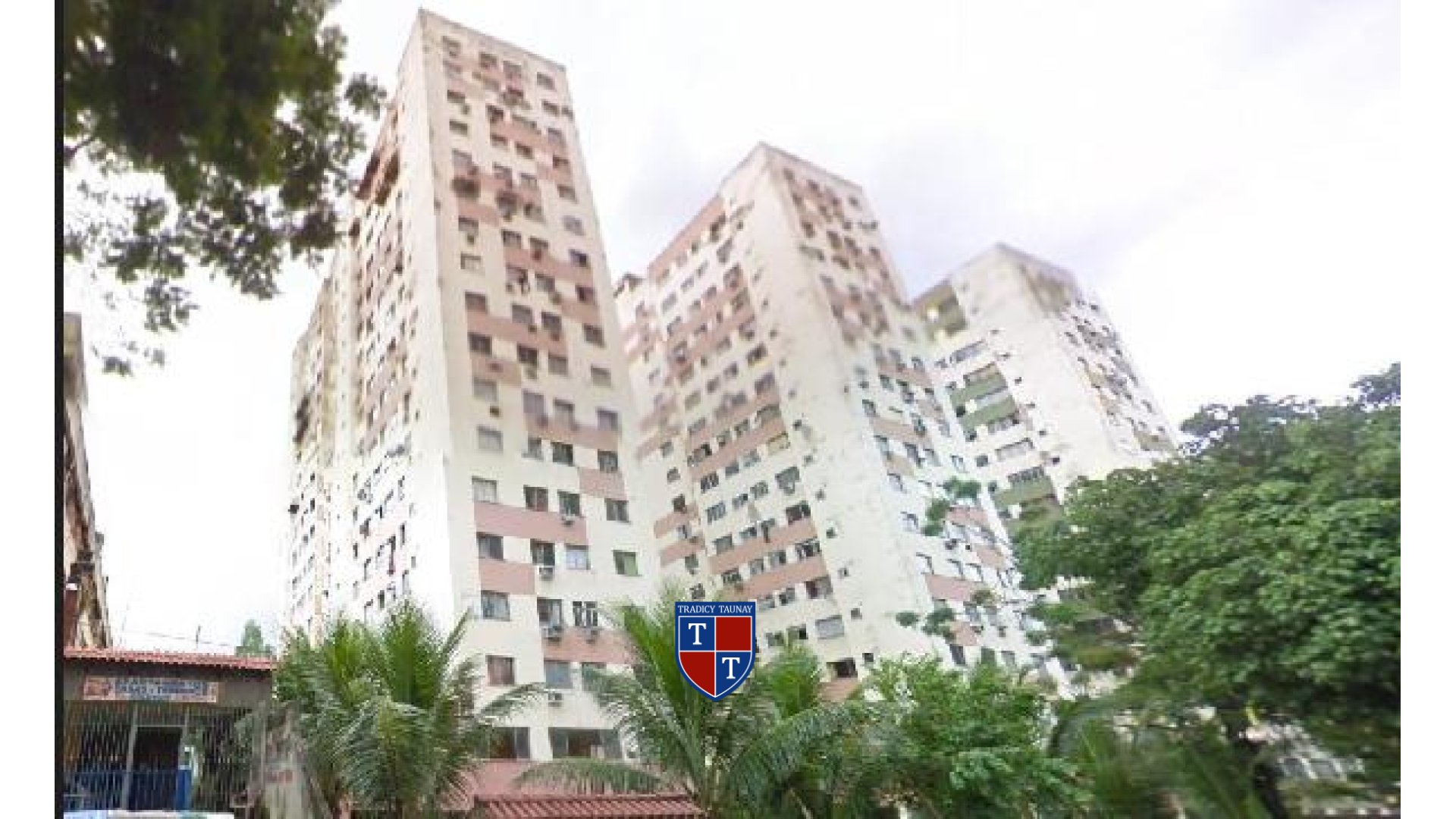 APARTAMENTO em PAVUNA