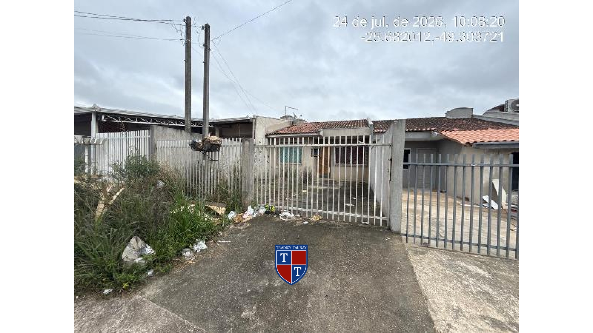 CASA em GRALHA AZUL