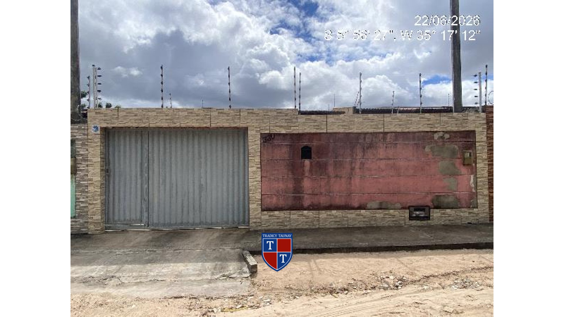 Foto 1 de CASA em NOVA ESPERANCA - Imóvel Retomado Caixa