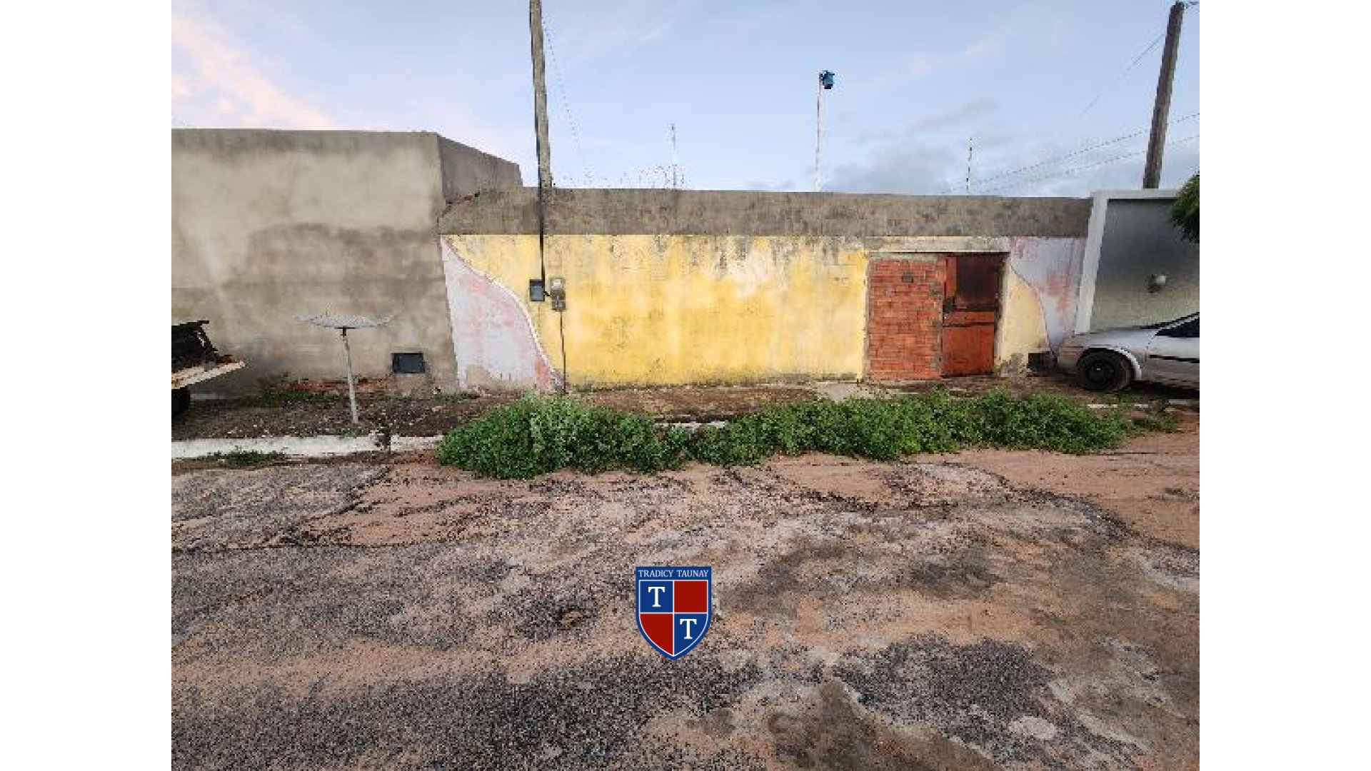 Foto 1 de CASA em QUINTA DO FAROL - Imóvel Retomado Caixa