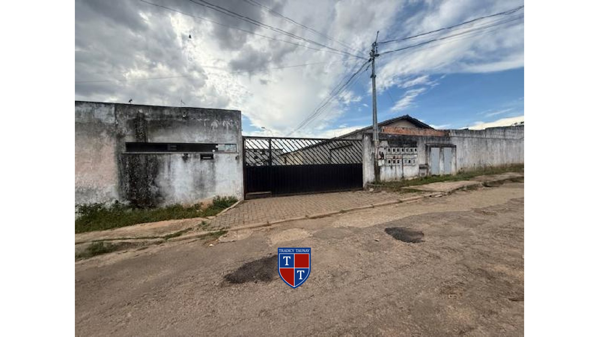 Foto 1 de CASA em CHACARAS MARAJOARA - Imóvel Retomado Caixa