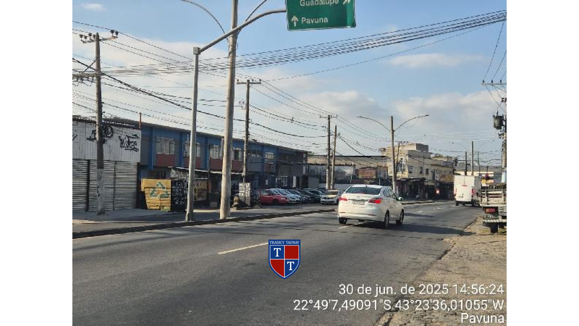 APARTAMENTO em PAVUNA