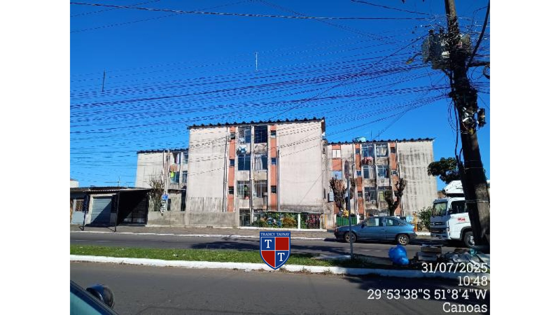 Foto 1 de APARTAMENTO em GUAJUVIRAS - Imóvel Retomado Caixa