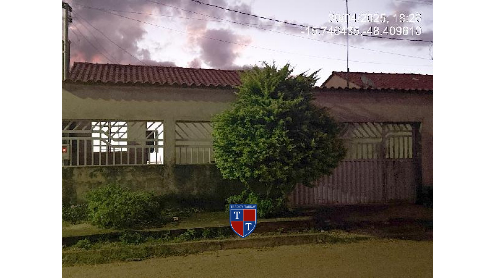 Foto 1 de CASA em LOT GIRASSOL RESIDEN - Imóvel Retomado Caixa