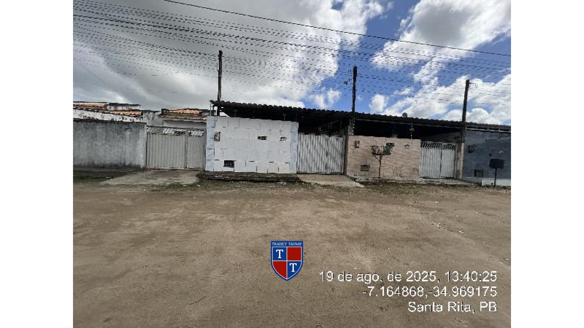 Foto 1 de CASA em VALE DE SANTA RITA I - Imóvel Retomado Caixa
