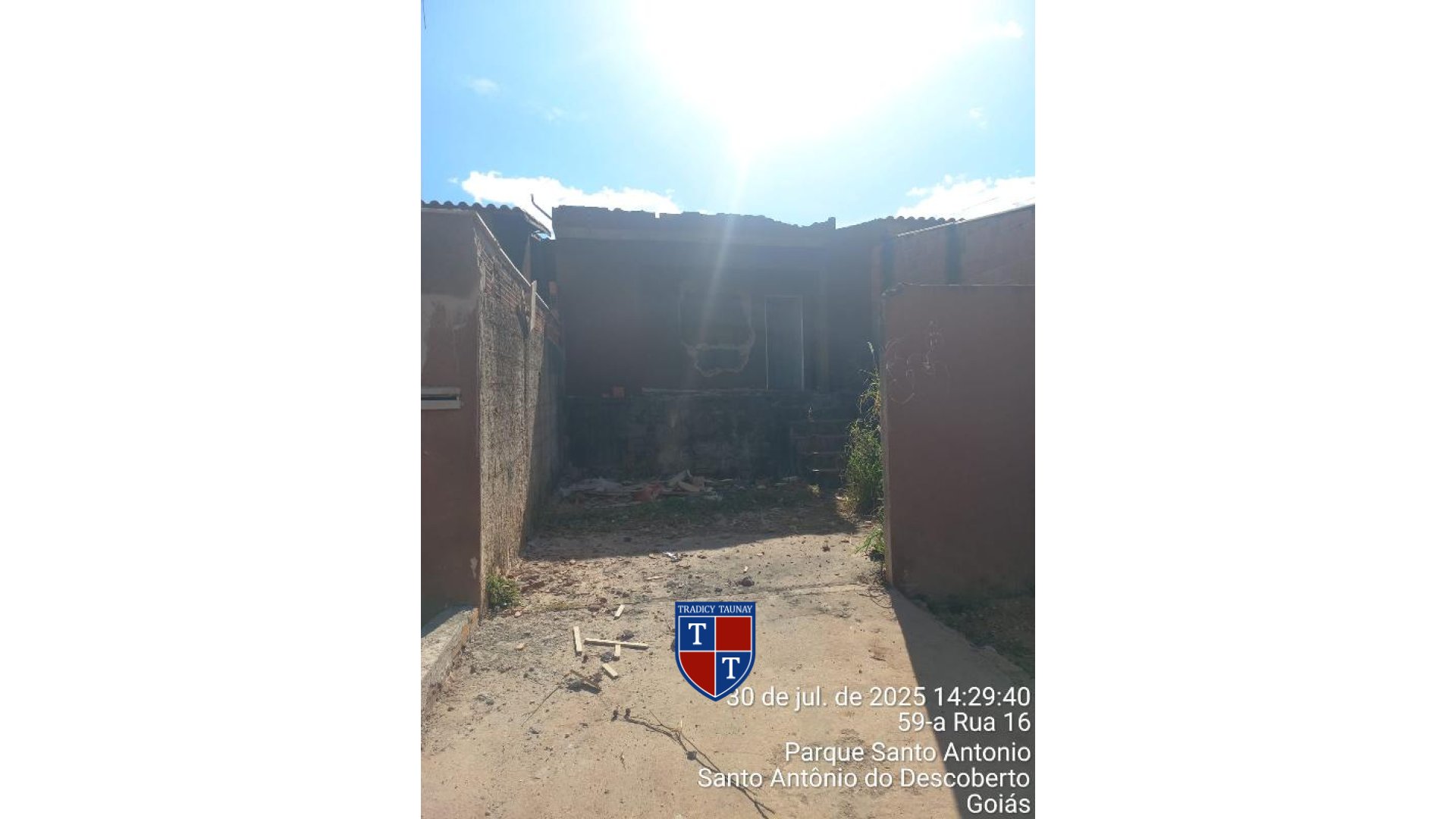 Foto 1 de CASA em PARQUE SANTO ANTONIO - Imóvel Retomado Caixa