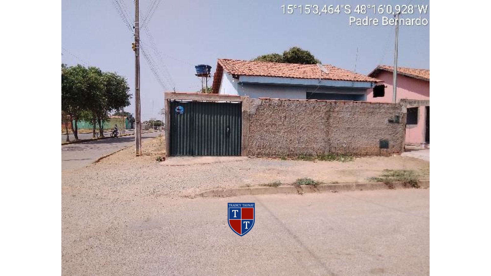 CASA em VILA DIVINEIA