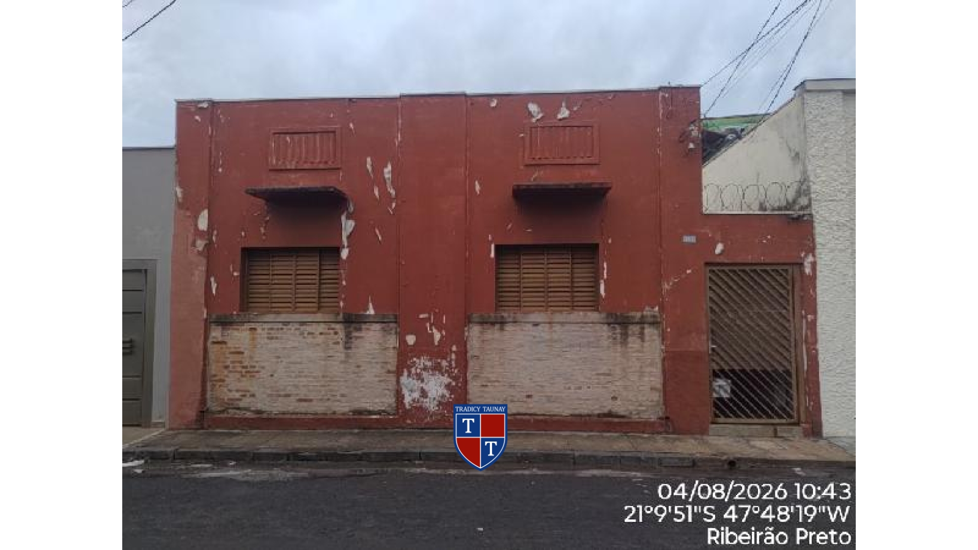 CASA em CAMPOS ELISEOS