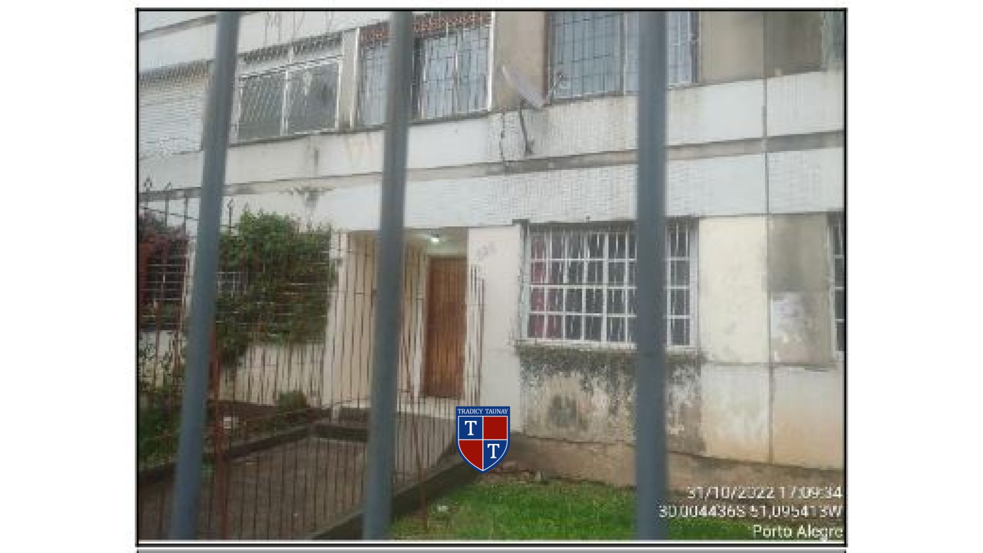 Foto 2 de APARTAMENTO em RUBEM BERTA - Imóvel Retomado Caixa