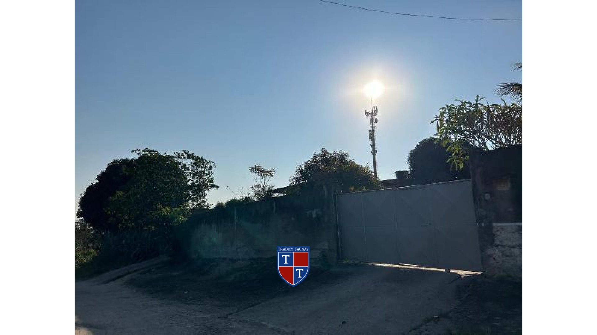 CASA em MONJOLOS
